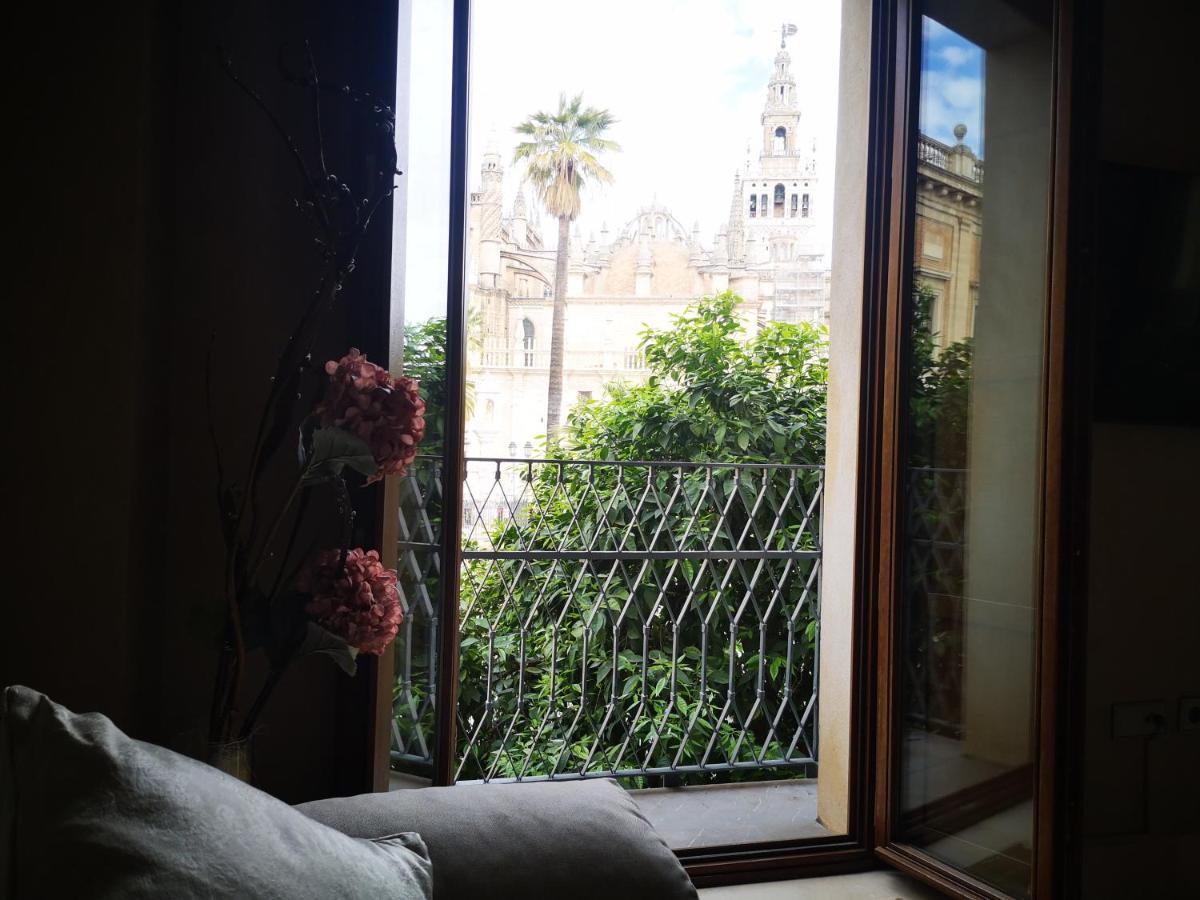 Luxury Apartment With Views To Alcazar, Cathedral And Giralda. Seville Exterior photo