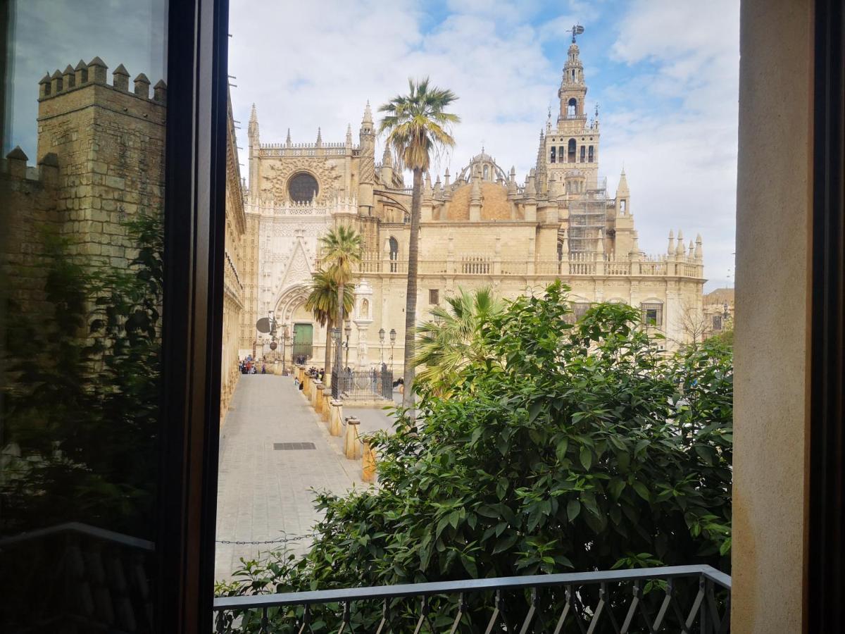 Luxury Apartment With Views To Alcazar, Cathedral And Giralda. Seville Exterior photo